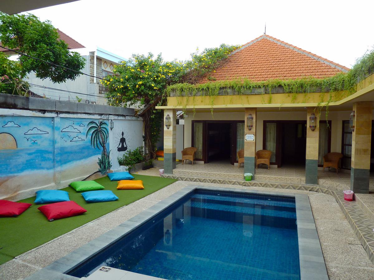 Hang Five Canggu Hostel Bagian luar foto