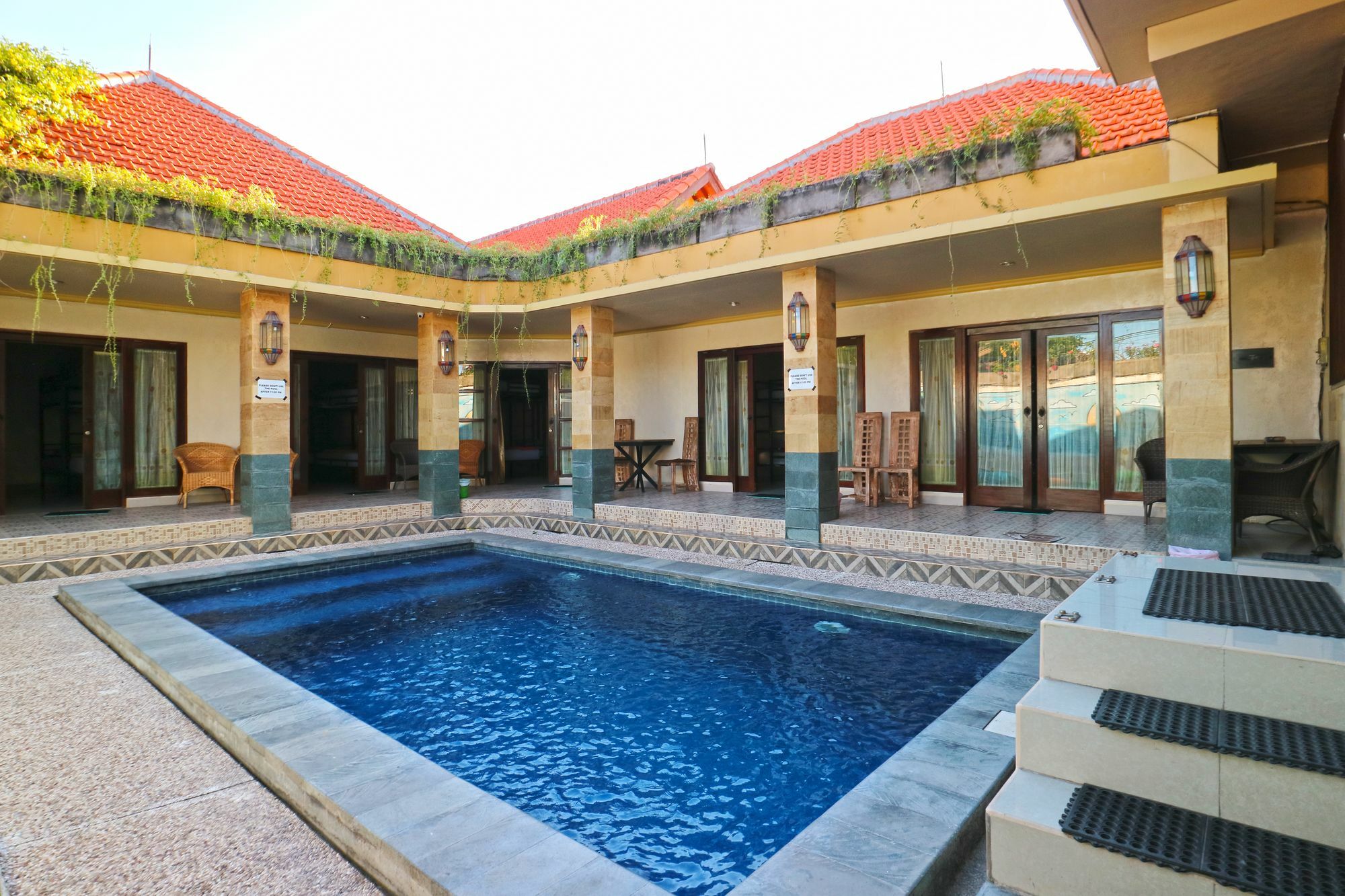 Hang Five Canggu Hostel Bagian luar foto